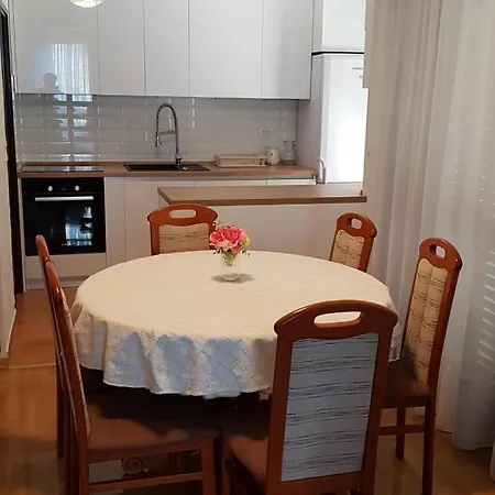 Apartment Maver Sveti Filip i Jakov